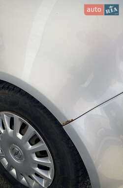 Хэтчбек Opel Corsa 2011 в 