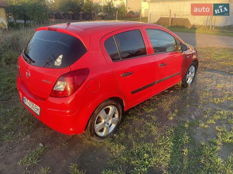 Хэтчбек Opel Corsa 2007 в Ивано-Франковске