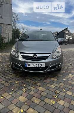 Хэтчбек Opel Corsa 2010 в Львове