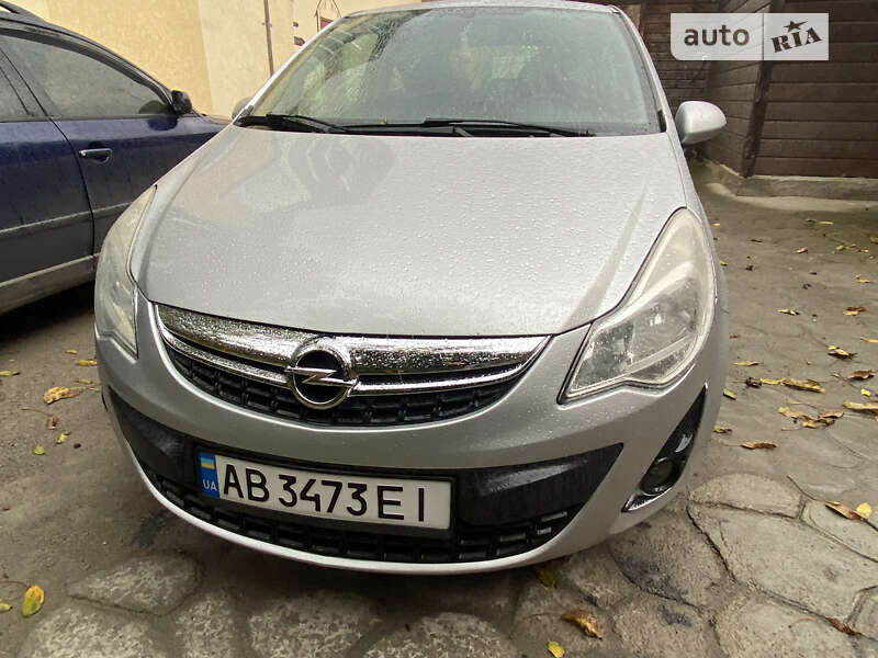 Хетчбек Opel Corsa 2011 в Вінниці