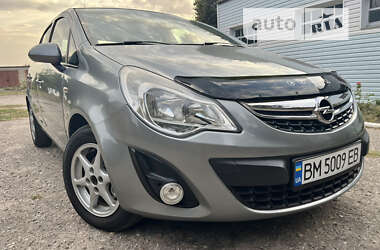 Хетчбек Opel Corsa 2014 в Путивлі