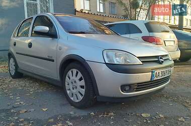 Хетчбек Opel Corsa 2002 в Києві