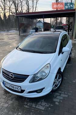 Хэтчбек Opel Corsa 2010 в Богородчанах