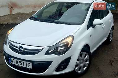 Хэтчбек Opel Corsa 2014 в Ивано-Франковске