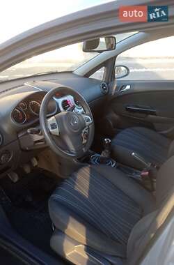 Хетчбек Opel Corsa 2007 в Василькові