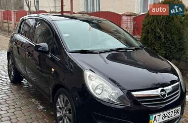 Хетчбек Opel Corsa 2010 в Богородчанах