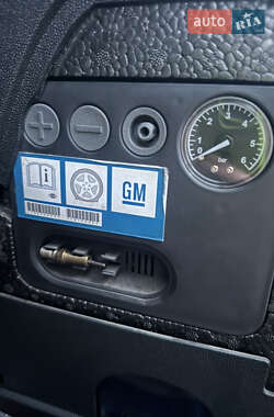 Хэтчбек Opel Corsa 2009 в 