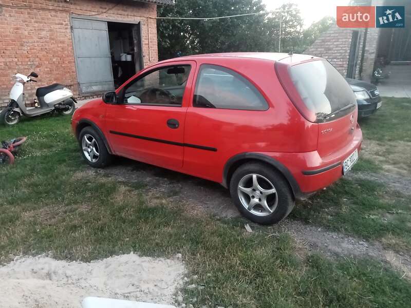 Хэтчбек Opel Corsa 2003 в Сокале