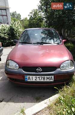 Хэтчбек Opel Corsa 2000 в Белой Церкви