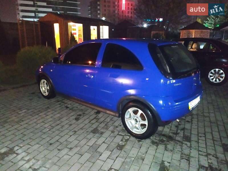 Хэтчбек Opel Corsa 2006 в Львове