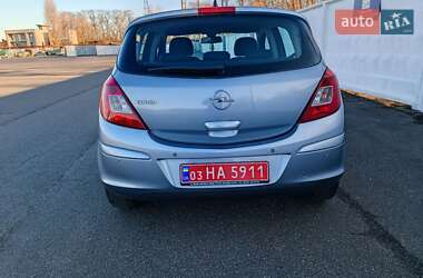 Хэтчбек Opel Corsa 2009 в Киеве