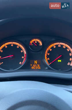 Хэтчбек Opel Corsa 2008 в 