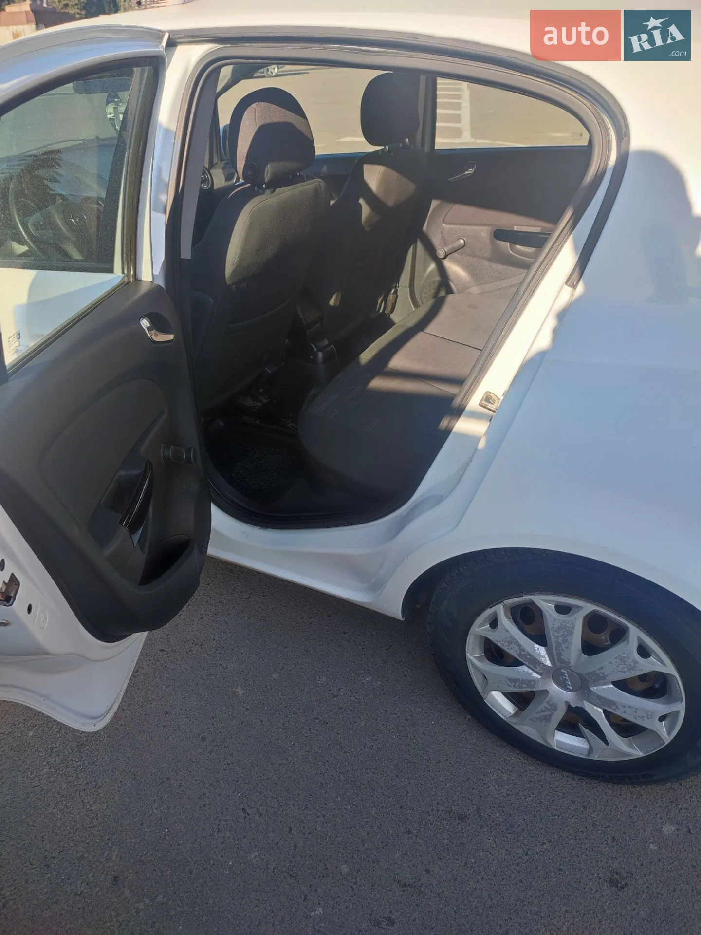2011 Opel Corsa - мініатюра 3