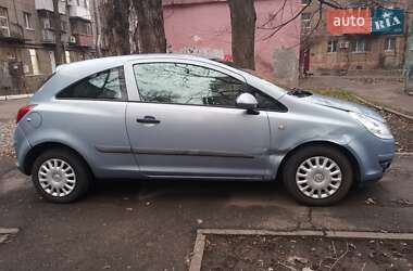 Хетчбек Opel Corsa 2008 в 