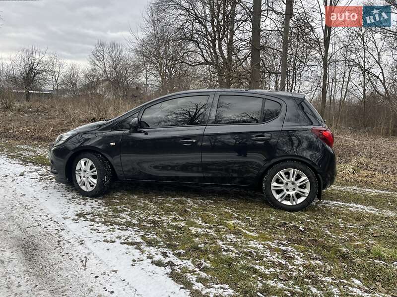 Хетчбек Opel Corsa 2015 в Бурштині