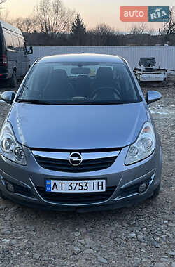 Хетчбек Opel Corsa 2009 в Івано-Франківську