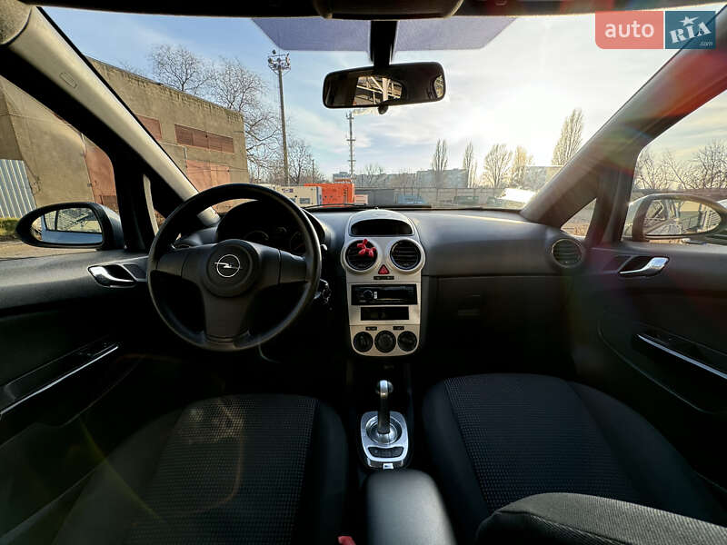 Хэтчбек Opel Corsa 2008 в Одессе