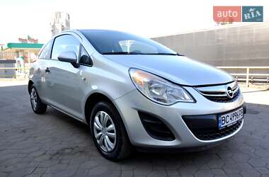 Хэтчбек Opel Corsa 2012 в Львове