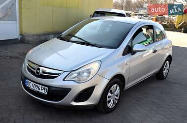 Хэтчбек Opel Corsa 2012 в Львове