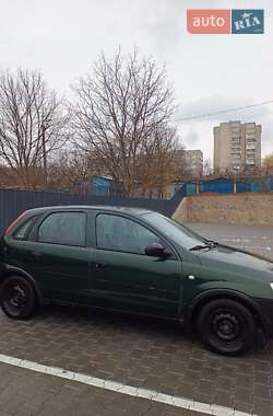Хэтчбек Opel Corsa 2001 в 