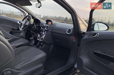 Хэтчбек Opel Corsa 2014 в 