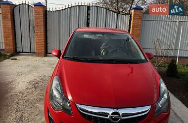 Хетчбек Opel Corsa 2014 в 