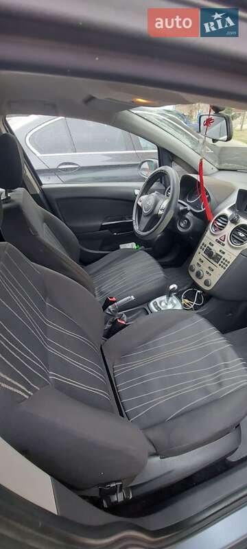 Хэтчбек Opel Corsa 2008 в Одессе