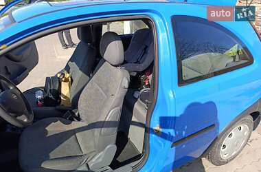 Хэтчбек Opel Corsa 2000 в Львове