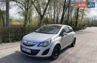 Хетчбек Opel Corsa 2014 в Дніпрі
