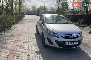 Хэтчбек Opel Corsa 2014 в 