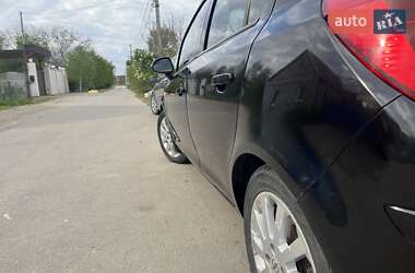 Хетчбек Opel Corsa 2009 в 