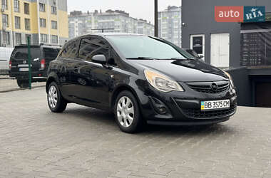 Хетчбек Opel Corsa 2013 в 