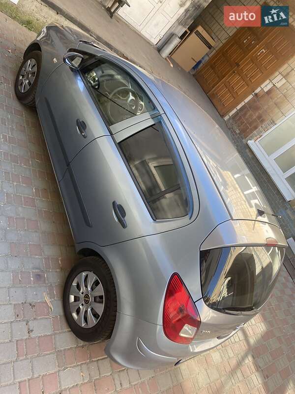 Хэтчбек Opel Corsa 2007 в Киеве