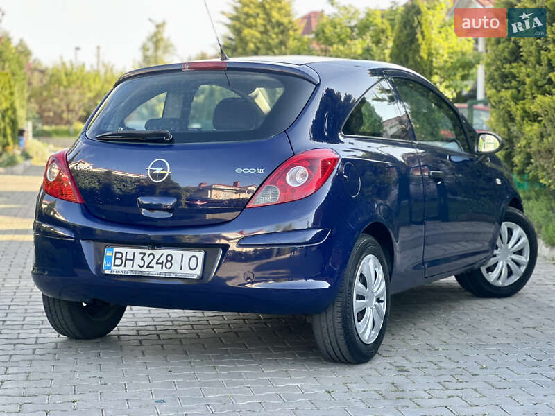 Хэтчбек Opel Corsa 2009 в Одессе
