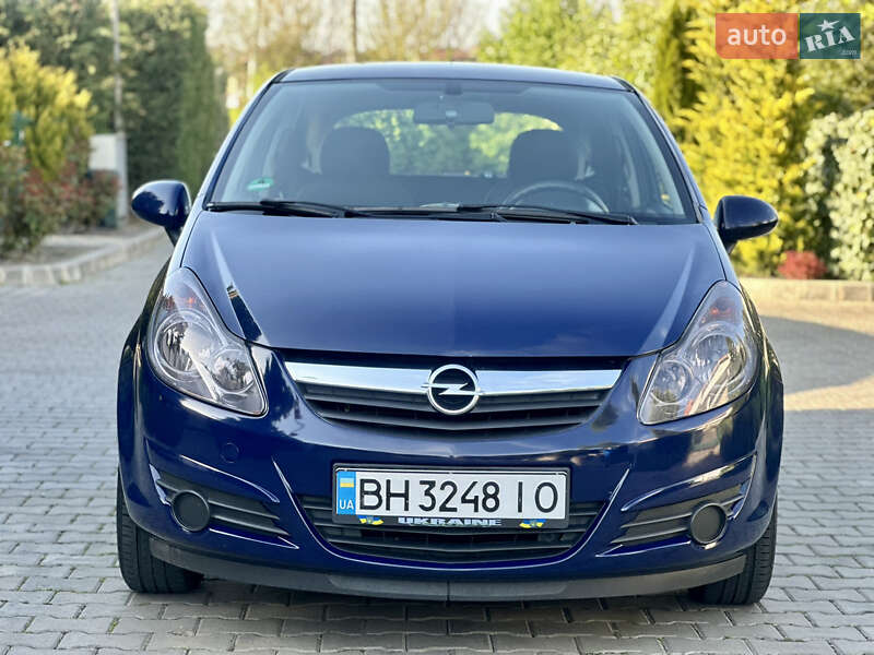 Хэтчбек Opel Corsa 2009 в Одессе