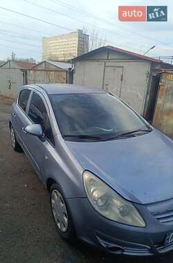 Хетчбек Opel Corsa 2006 в Києві