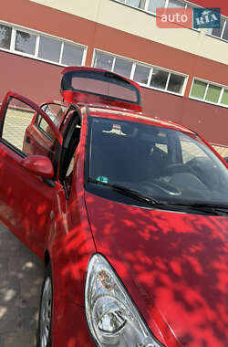 Хэтчбек Opel Corsa 2009 в 