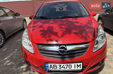 Хэтчбек Opel Corsa 2009 в 
