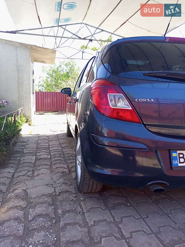 Хетчбек Opel Corsa 2008 в Миколаєві