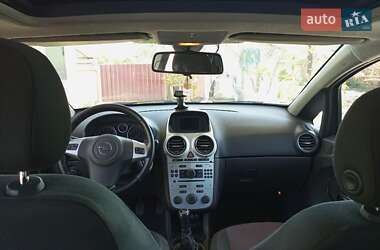 Хэтчбек Opel Corsa 2008 в 