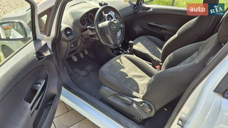 Хэтчбек Opel Corsa 2011 в Луцке фото 20 Хэтчбек Opel Corsa 2011 в Луцке