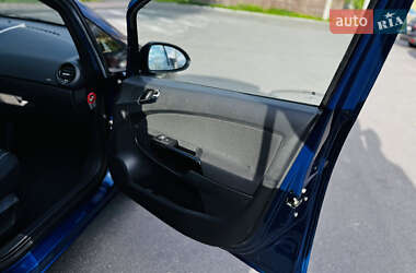 Хэтчбек Opel Corsa 2007 в 