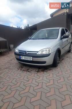Хетчбек Opel Corsa 2003 в Делятині