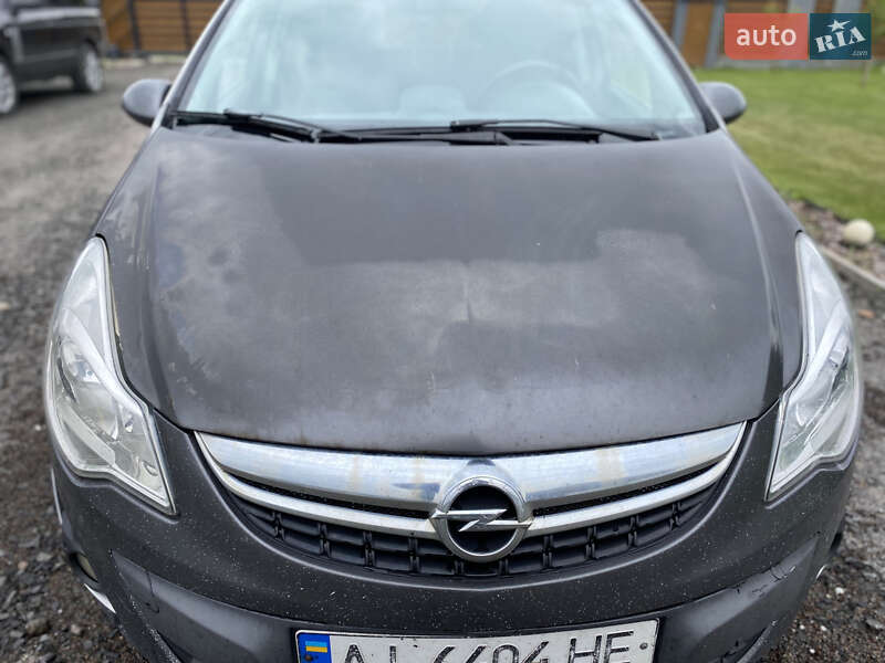 Хэтчбек Opel Corsa 2012 в Луцке