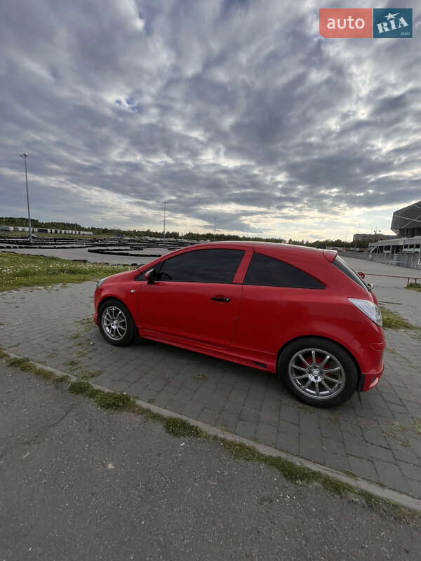 Хэтчбек Opel Corsa 2009 в Львове
