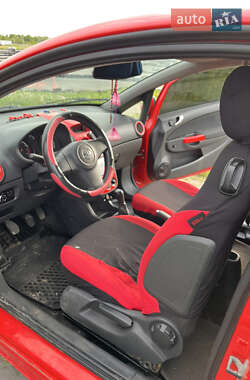 Хэтчбек Opel Corsa 2009 в 