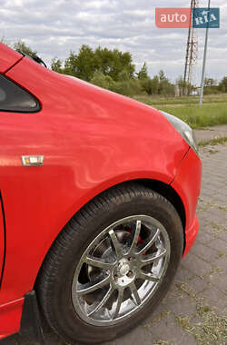 Хэтчбек Opel Corsa 2009 в 
