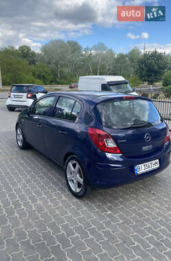 Хэтчбек Opel Corsa 2009 в 