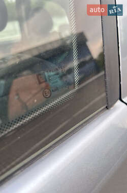 Хэтчбек Opel Corsa 2003 в 