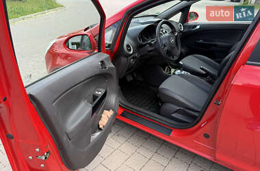Хэтчбек Opel Corsa 2008 в 